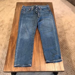 Men’s Levi Jeans.